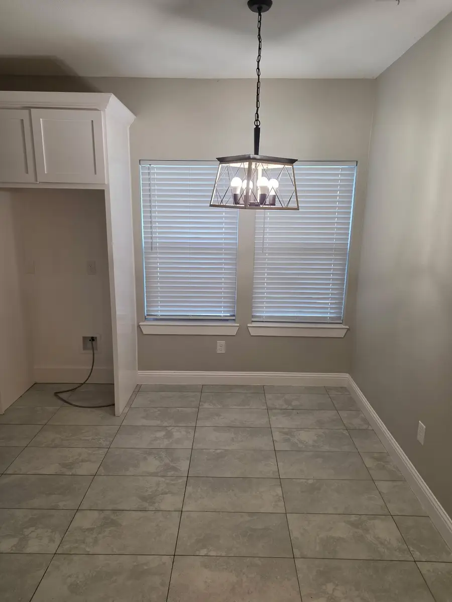 1103 E 12th Avenue, Corsicana, TX 75110 - #3