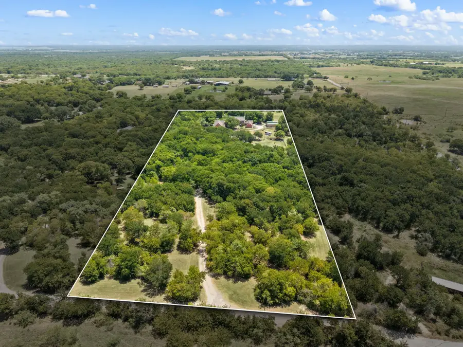 6942 Indian Wells Road, Sanger, TX 76266 - #2