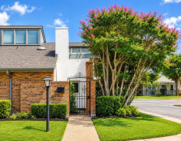 12502 Burninglog Lane, Dallas, TX 75243