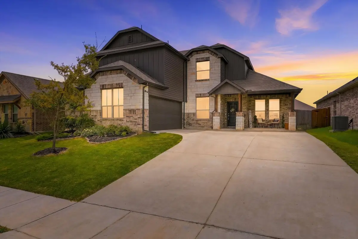 401 Llano Lane, Red Oak, TX 75154 - #1