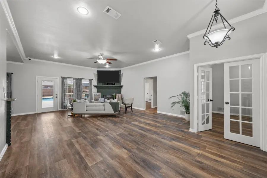 206 S Butler Street, Frost, TX 76641 - #3