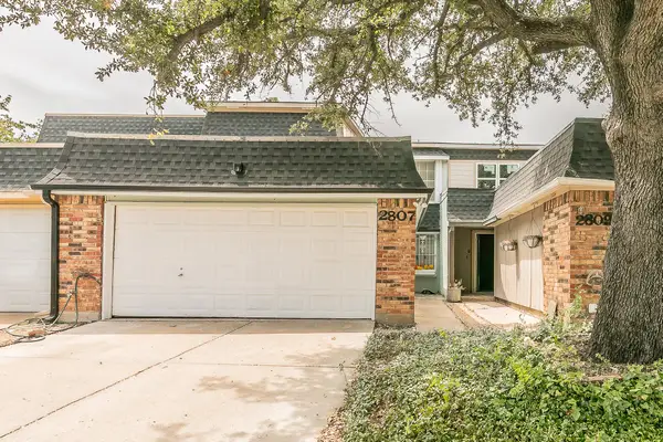 2807 Summit View Drive, Bedford, TX 76021