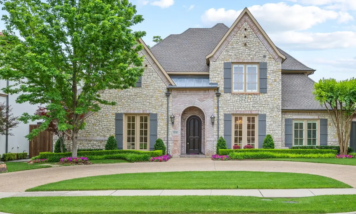 6828 Chevy Chase Avenue, Dallas, TX 75225 - #1