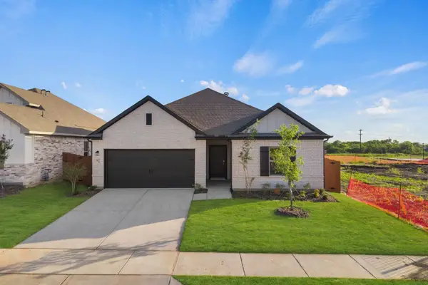 3017 Merrick Drive, Heartland, TX 75114