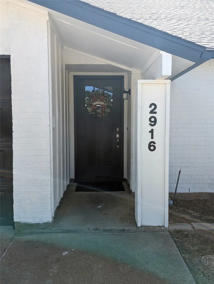 2916 Woodbridge Drive, Bedford, TX 76021 - #2