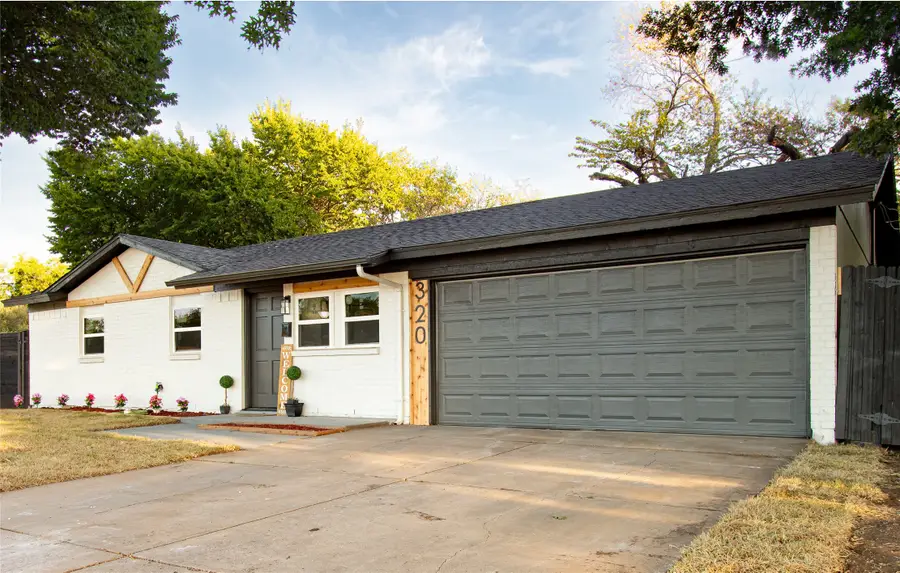 320 SE Gregory Street, Burleson, TX 76028 - #2