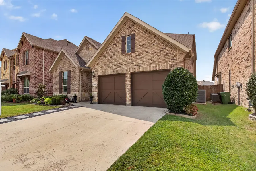 6820 Westbury Drive, North Richland Hills, TX 76180 - #2