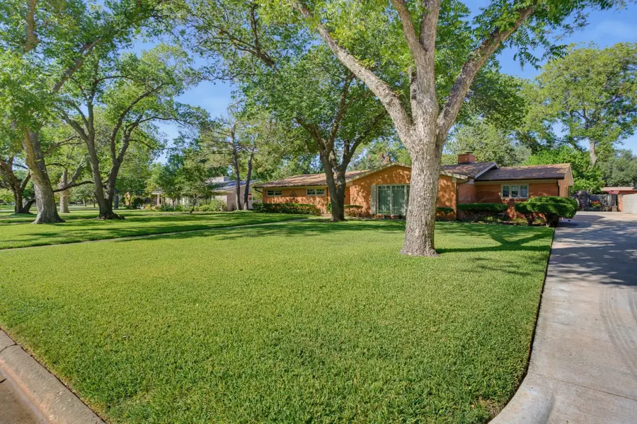 1526 Elmwood Drive, Abilene, TX 79605 - #2