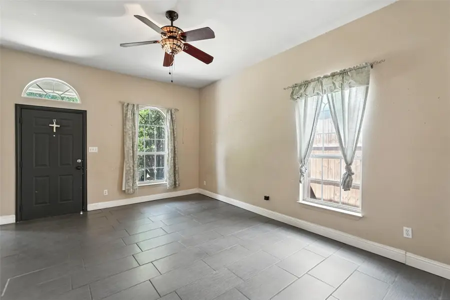 1510 N Carroll Avenue, Dallas, TX 75204 - #3