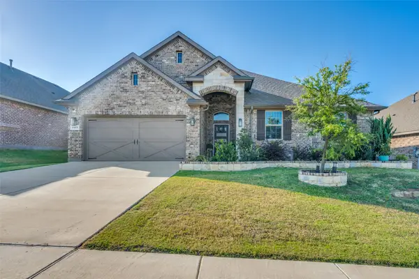 1117 Silver Oak Drive, Mansfield, TX 76063