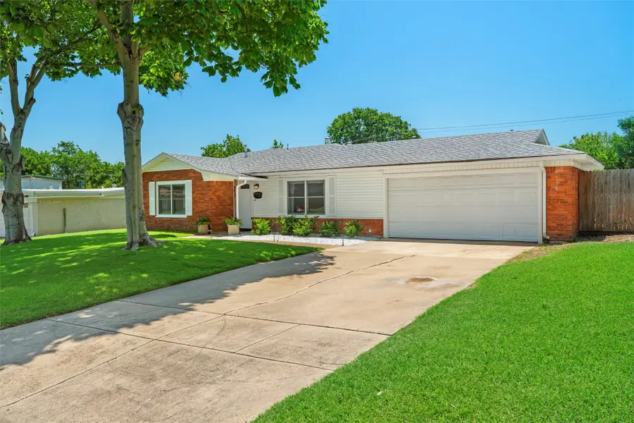 8037 Pinewood Drive, Benbrook, TX 76116 - #2
