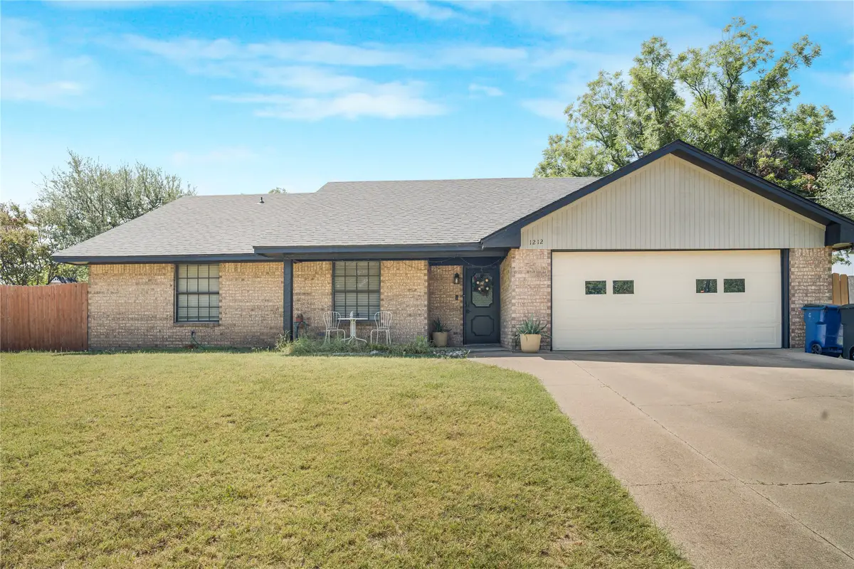 1212 4th Street, Granbury, TX 76048 - #1