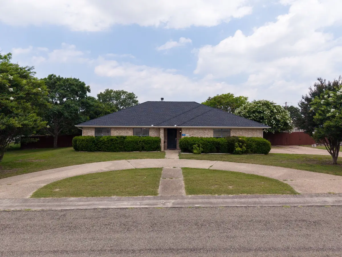 148 Sunflower, Lampasas, TX 76550 - #1