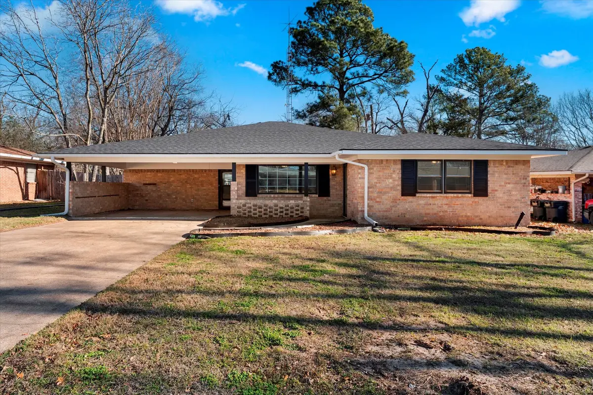 601 N 38th Street, Corsicana, TX 75110 - #1