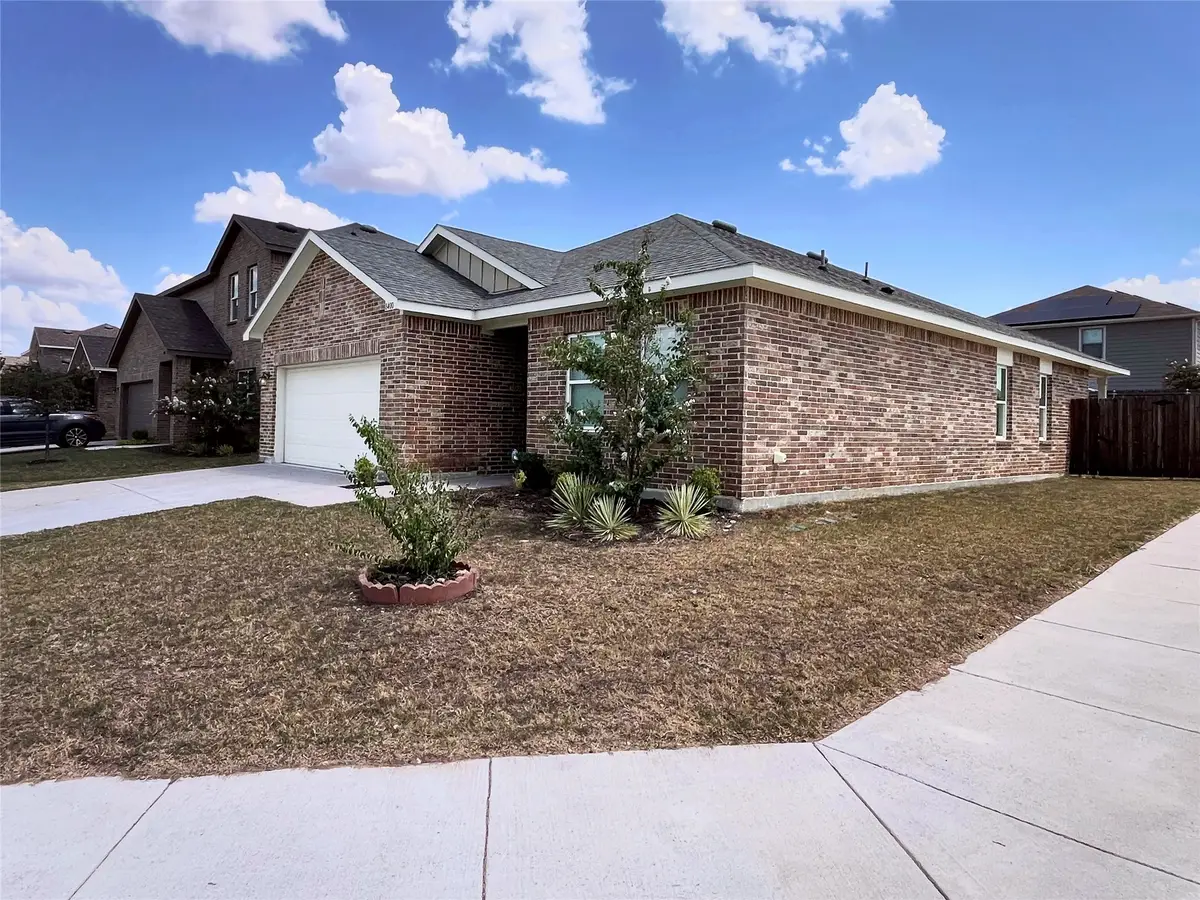 8400 Hawkview Drive, Fort Worth, TX 76179 - #1