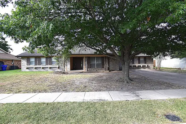 719 Bowie Street, Forney, TX 75126