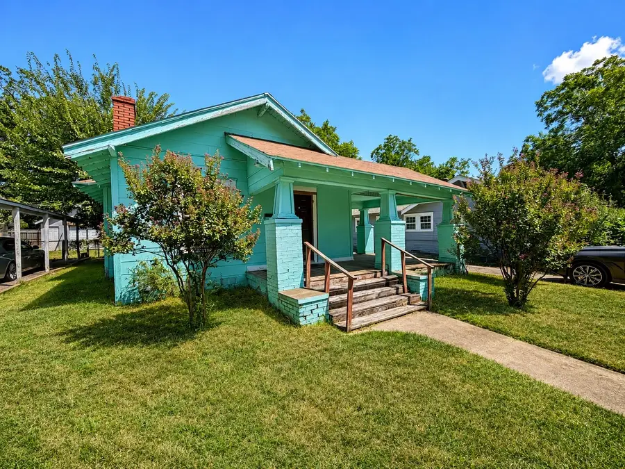 707 W Brooklyn Avenue, Dallas, TX 75208 - #2
