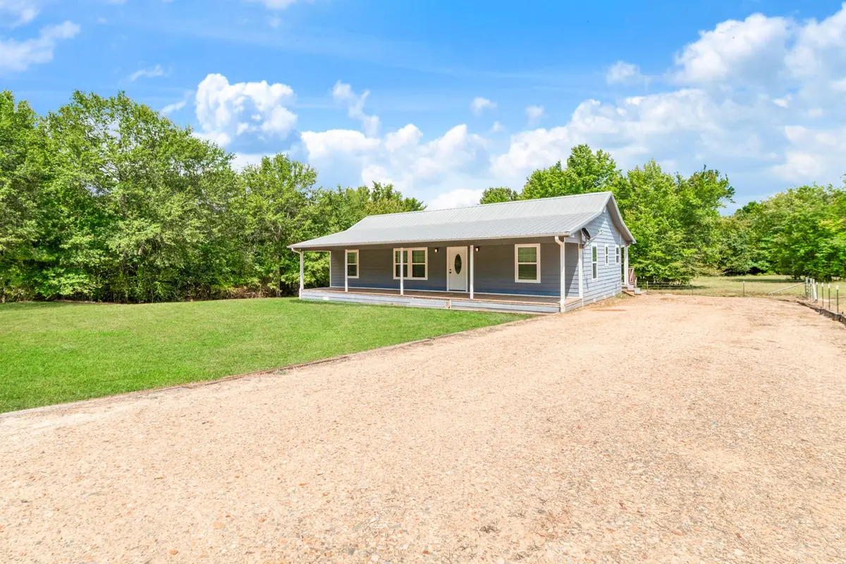 9006 County Road 43200, Powderly, TX 75473 - #1