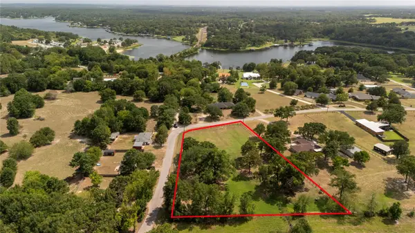 2301 Lakefront Shores Drive, Athens, TX 75752