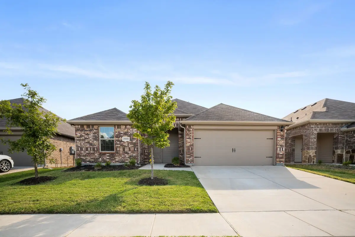 2909 Baldwin Lane, Ennis, TX 75119 - #1