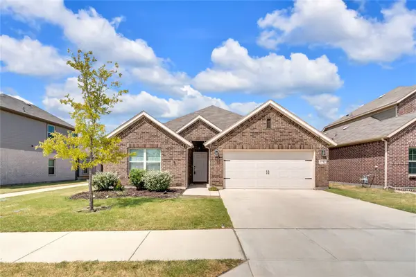 8913 Lantana Meadow Drive, Fort Worth, TX 76131