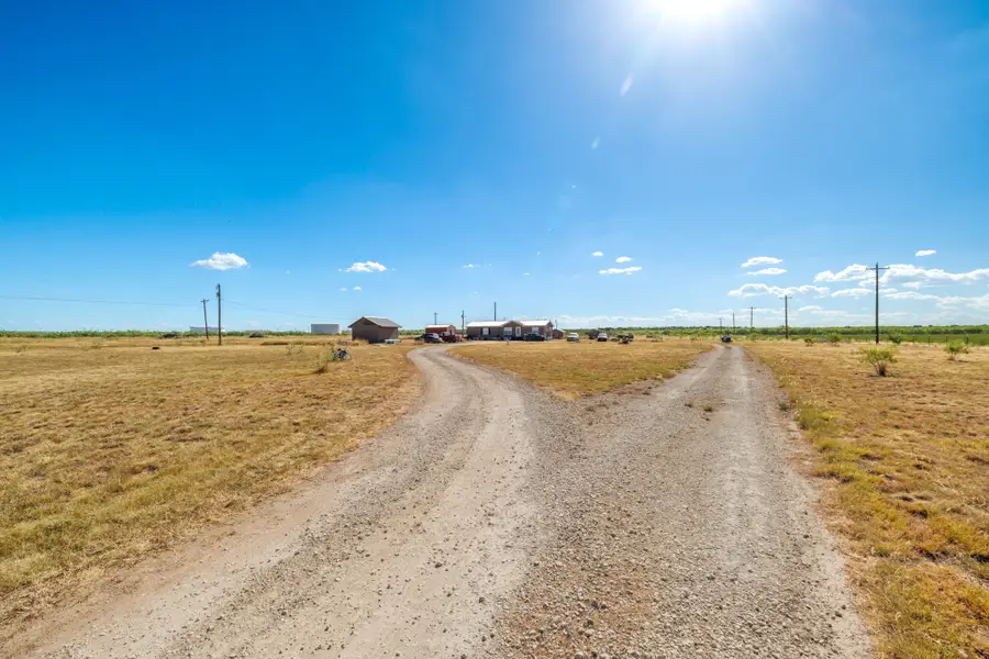 3126 S Fm 707, Tye, TX 79563 - #2