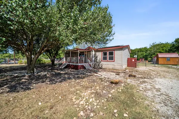 247 Chapel Hill Lane, Waxahachie, TX 75165