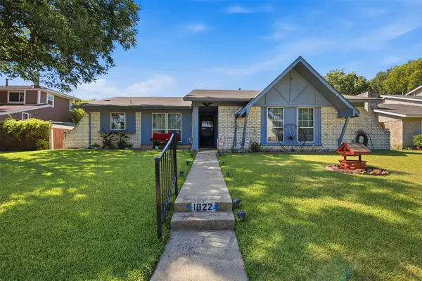 1822 Caldwell Drive, Garland, TX 75041