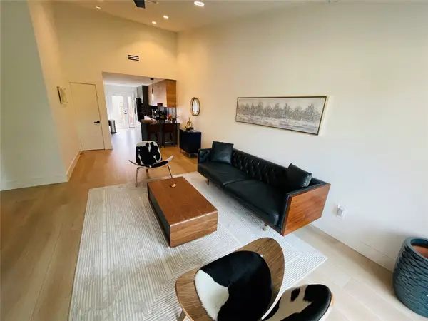 13704 Flagstone Lane, Dallas, TX 75240