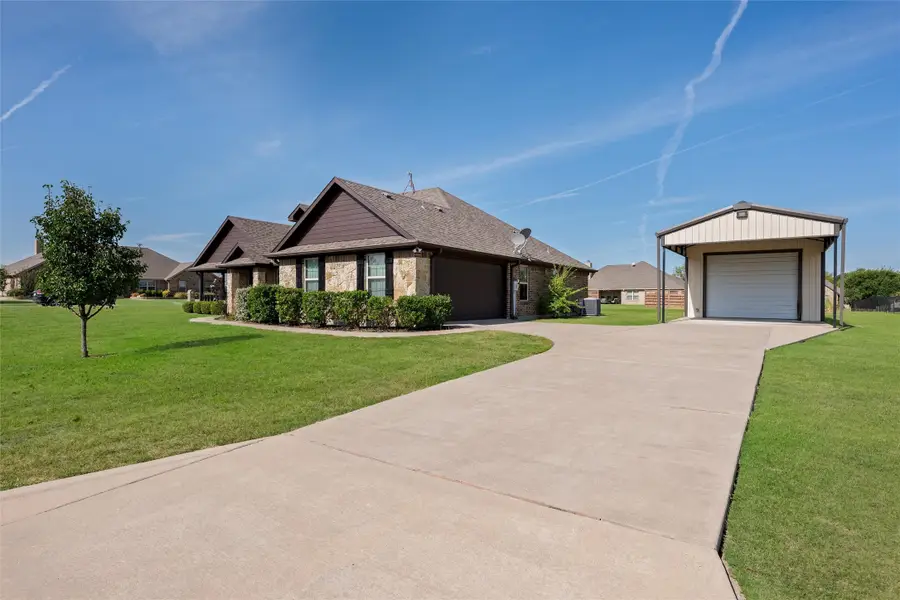 501 Hubbard Circle, Nevada, TX 75173 - #2