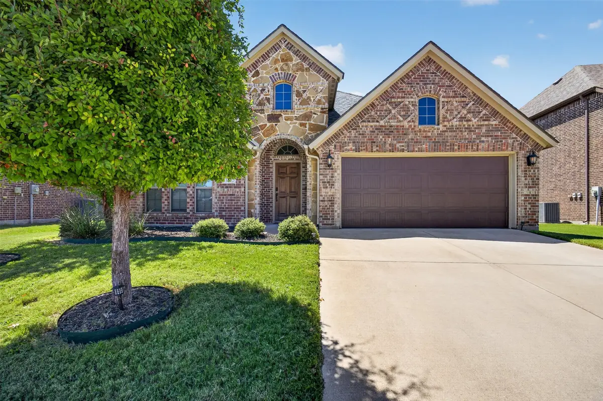 11805 Dixon Drive, Fort Worth, TX 76108 - #1
