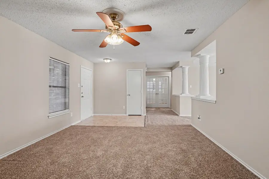 5233 Blue Circle, Haltom City, TX 76137 - #2