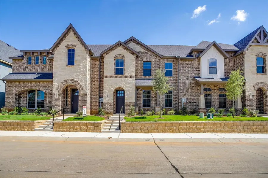6916 Houndstooth Place, Arlington, TX 76001 - #2