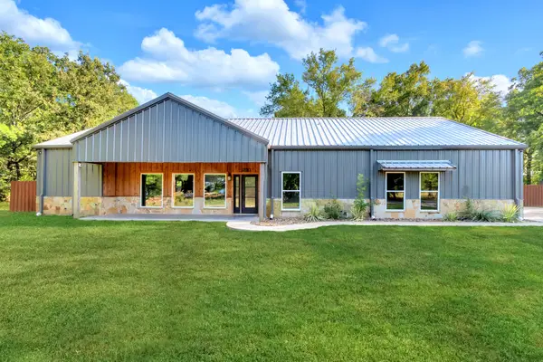 239 County Road, Alba, TX 75410
