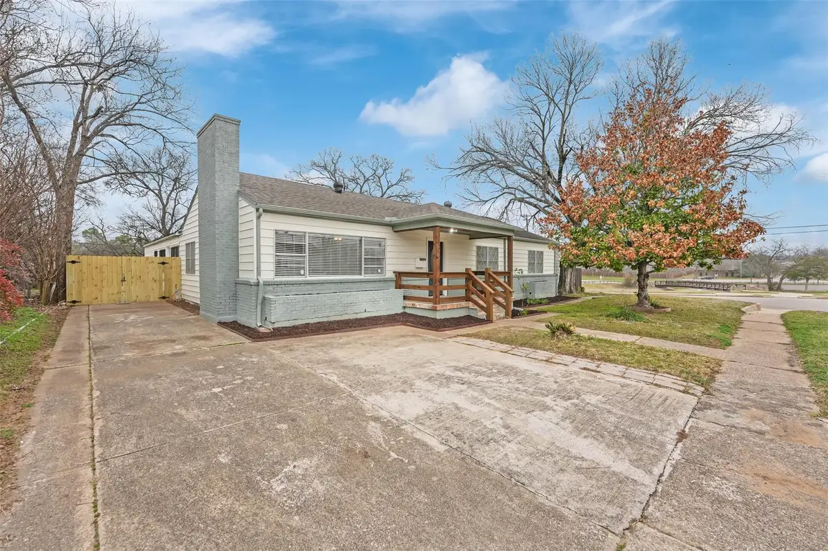 109 W 11th Street, Irving, TX 75060 - #1