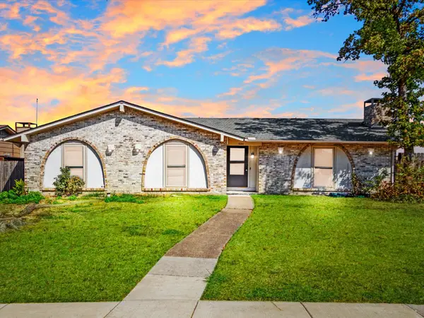 3215 Rockne Lane, Mesquite, TX 75150