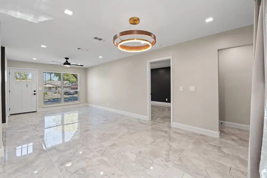 6207 Ivy Hill Road, Fort Worth, TX 76135 - #2
