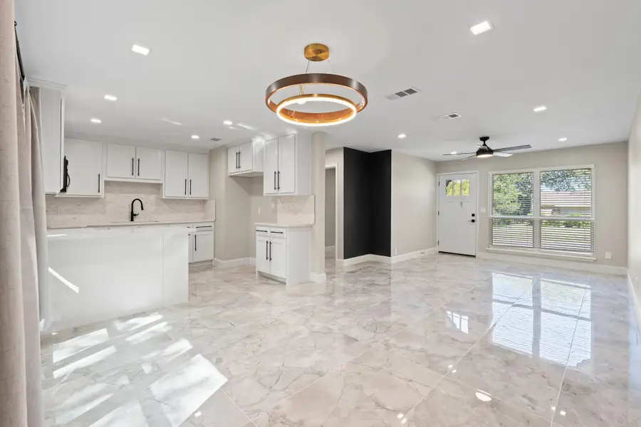 6207 Ivy Hill Road, Fort Worth, TX 76135 - #3