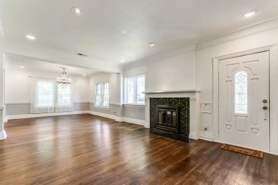 5027 Stoneleigh Avenue, Dallas, TX 75235 - #3