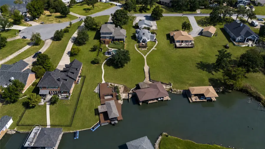 114 Seminole Drive, Gainesville, TX 76240 - #3