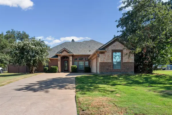 9719 Ravenswood Road, Granbury, TX 76049