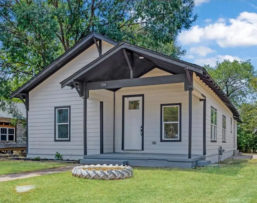 514 N Lee Avenue, Sherman, TX 75090 - #2