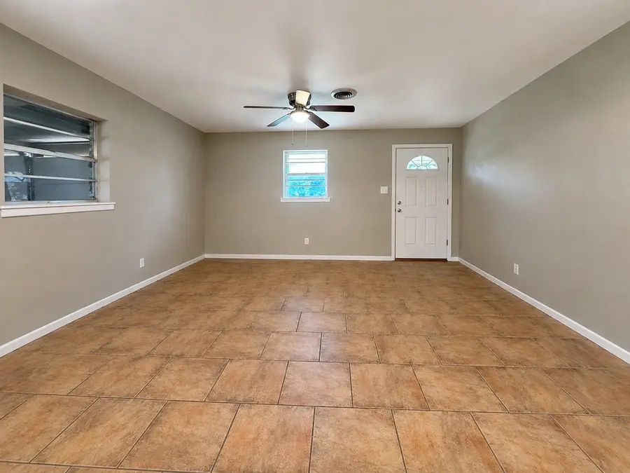 909 N Avenue K, Haskell, TX 79521 - #3