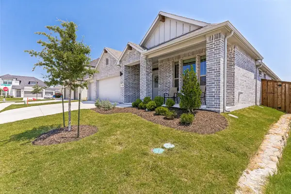 1216 Nuevo Rancho Lane, Fort Worth, TX 76052