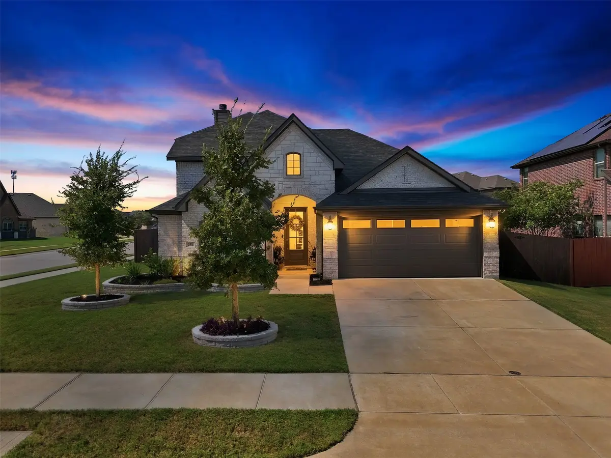 251 Bear Trail, Waxahachie, TX 75165 - #1