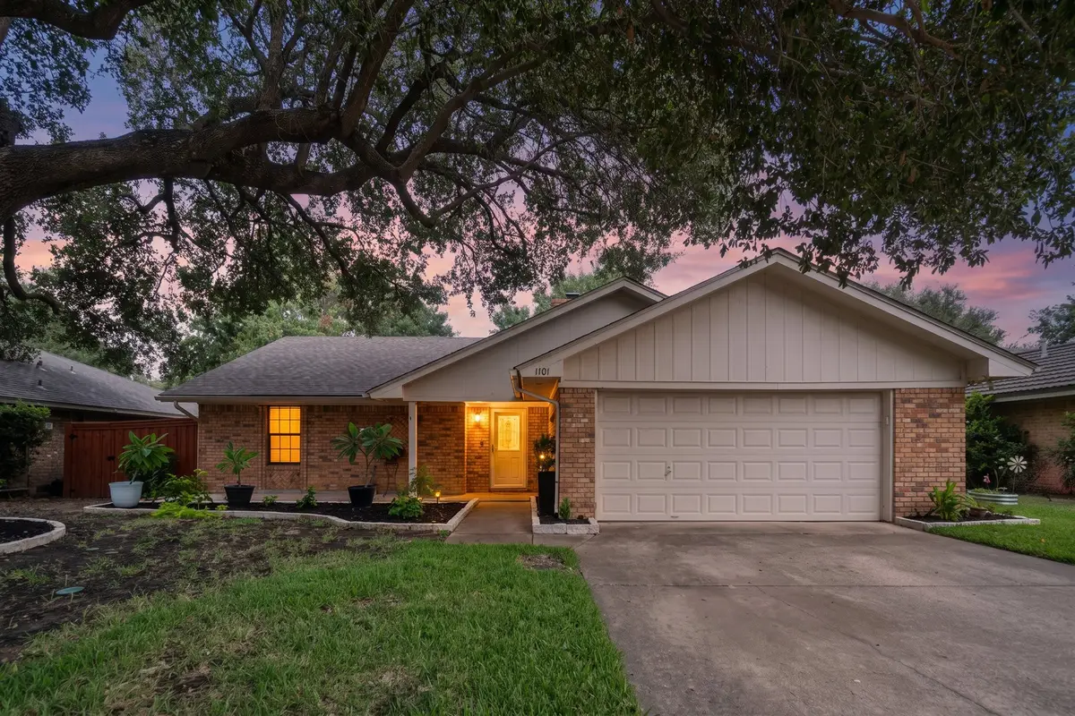 1101 De Pauw Drive, Arlington, TX 76012 - #1