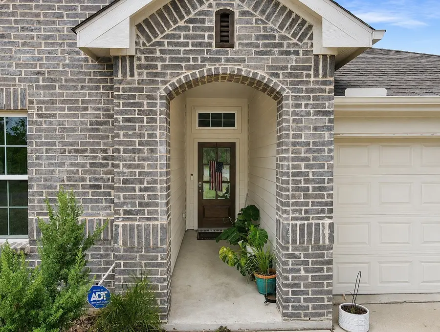 722 Haynie Drive, Runaway Bay, TX 76426 - #2