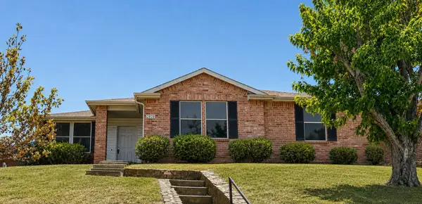 2828 Ingram Circle, Mesquite, TX 75181