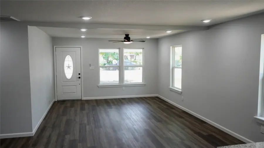 3464 Weber Street, Fort Worth, TX 76106 - #3