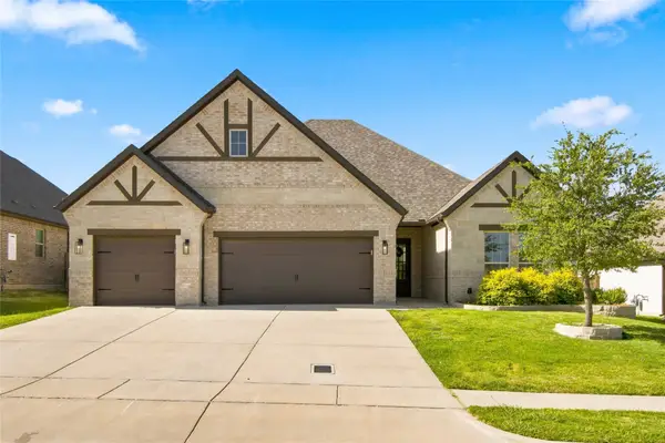 713 Chaparral Road, Sanger, TX 76266